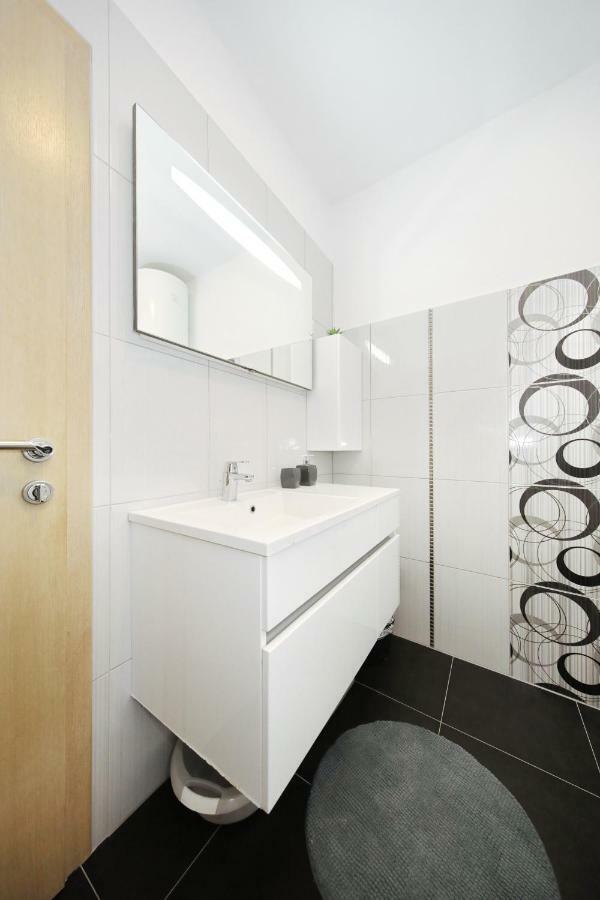 Seabreeze Apartment Zadar Exterior photo